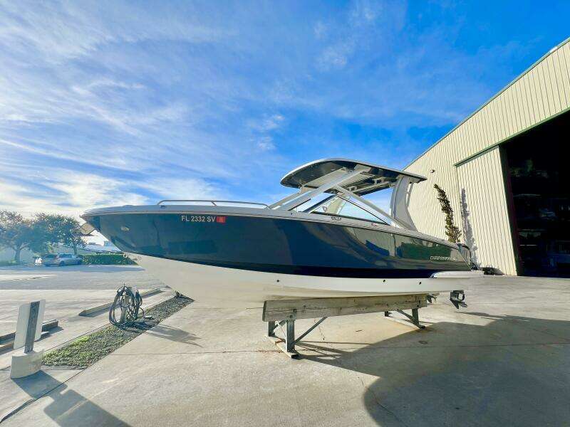 2021 Chaparral 280 OSX