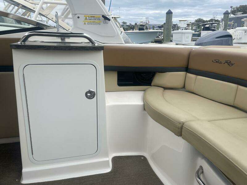 2014 Sea Ray 250 SLX