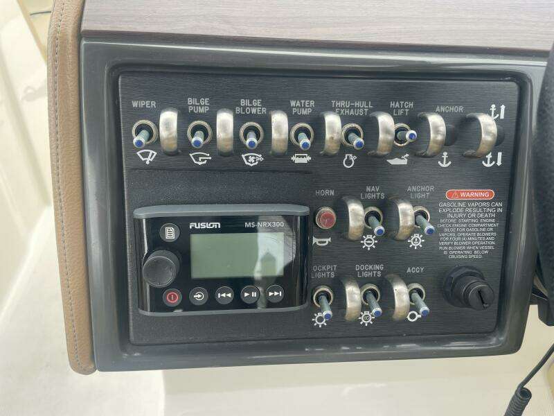 2014 Sea Ray 250 SLX