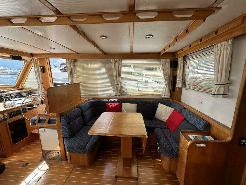 1997 Sabre SABRELINE 474 Trawler