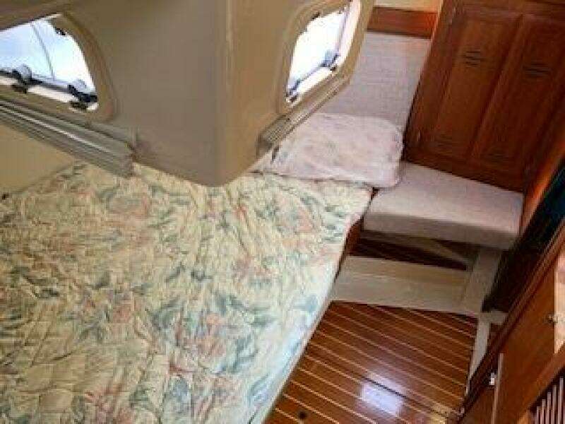 1995 Hunter Legend 37.5