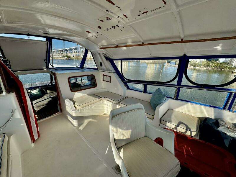 1986 Marine Trader 47 Tradewinds