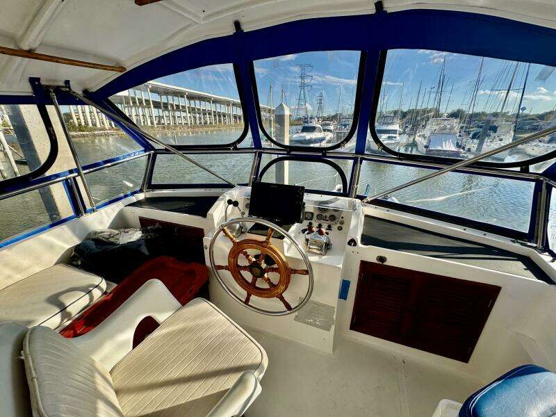 1986 Marine Trader 47 Tradewinds