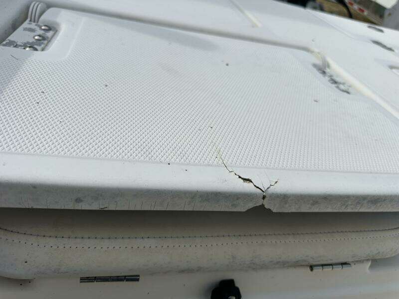 2008 NauticStar 2400 NauticBAY