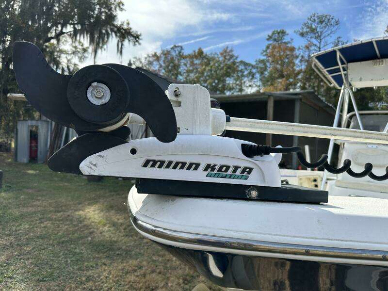 2008 NauticStar 2400 NauticBAY