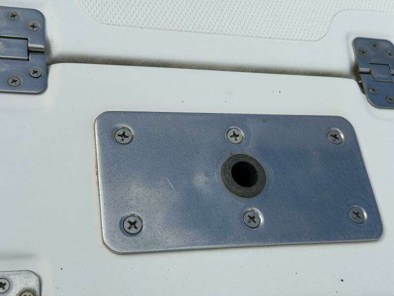 2008 NauticStar 2400 NauticBAY