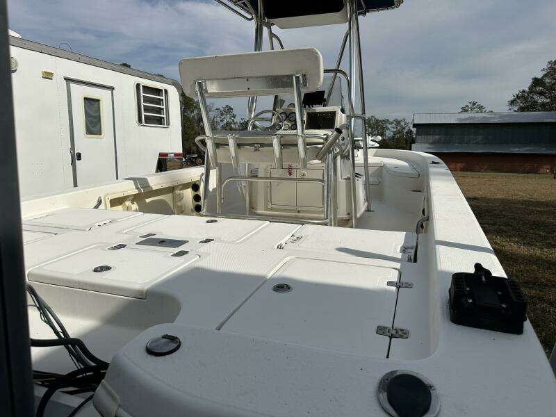 2008 NauticStar 2400 NauticBAY