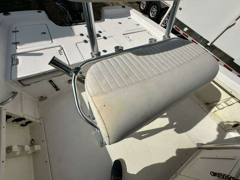 2008 NauticStar 2400 NauticBAY