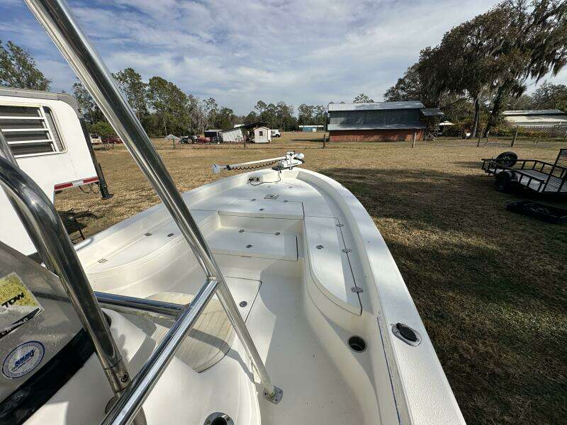 2008 NauticStar 2400 NauticBAY