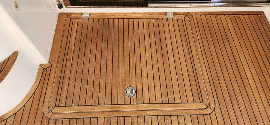 1998 Viking Princess Sport Cruiser