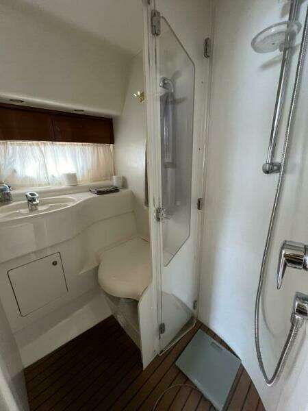 1998 Viking Princess Sport Cruiser