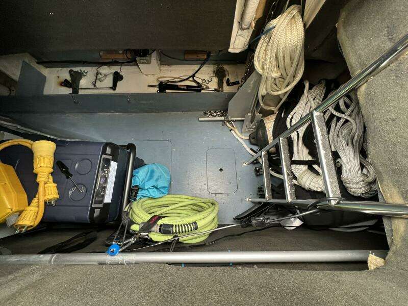 1998 Viking Princess Sport Cruiser