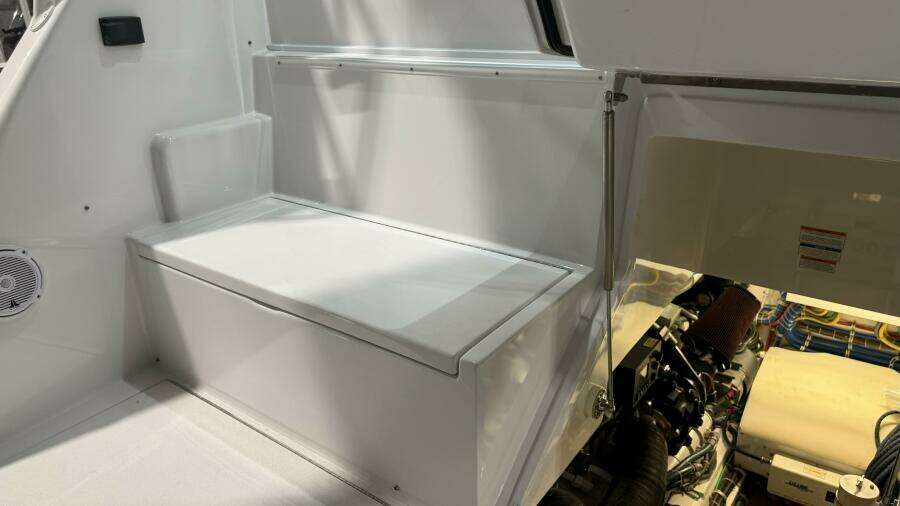 2020 Hatteras GT45 Express