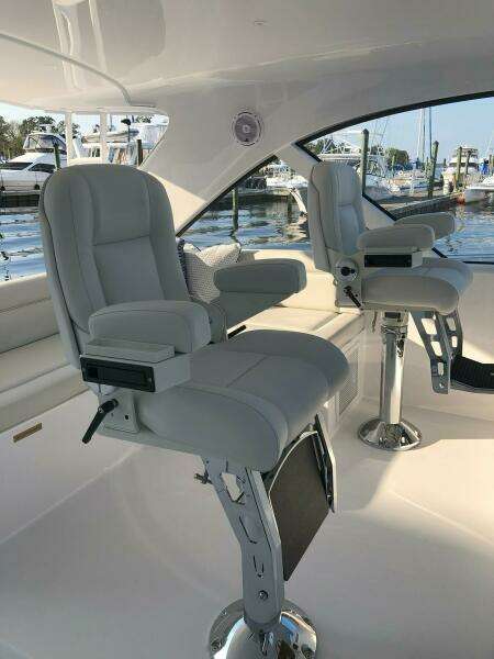 2020 Hatteras GT45 Express