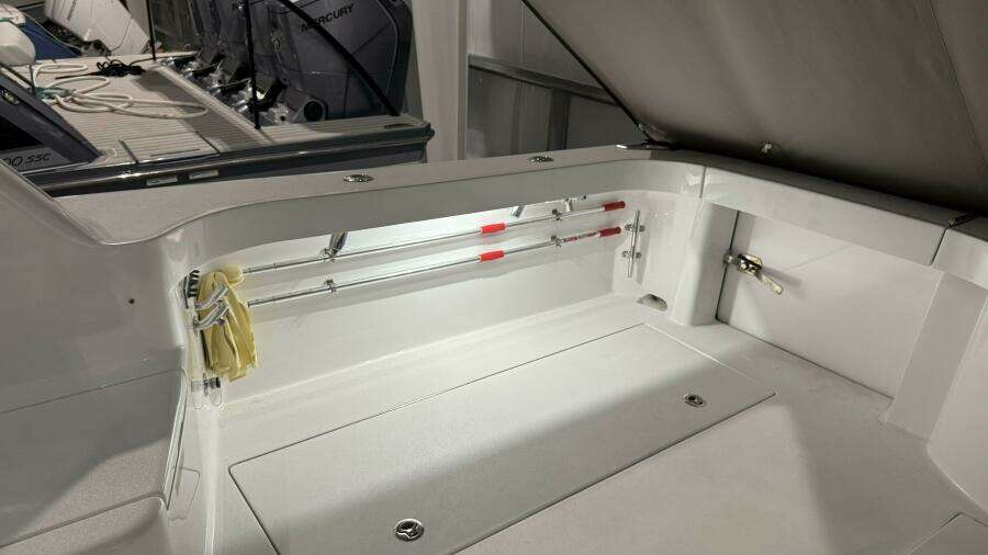 2020 Hatteras GT45 Express