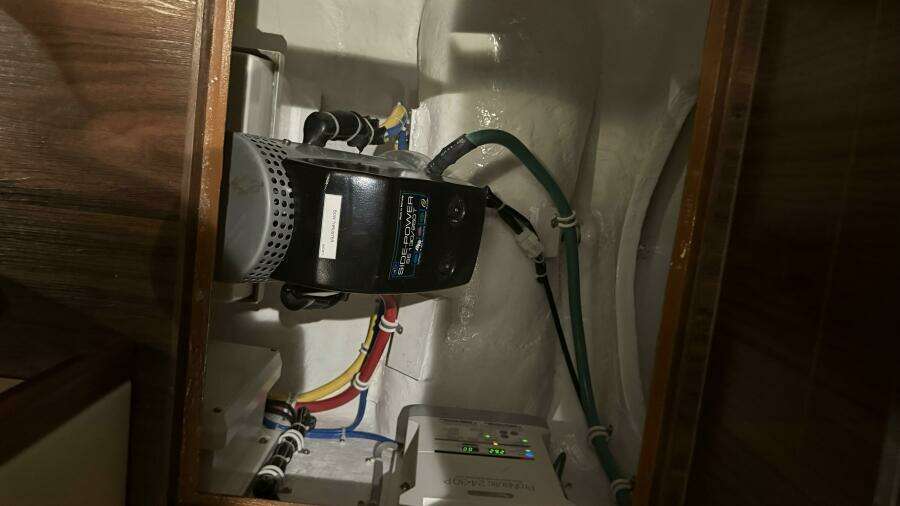 2020 Hatteras GT45 Express