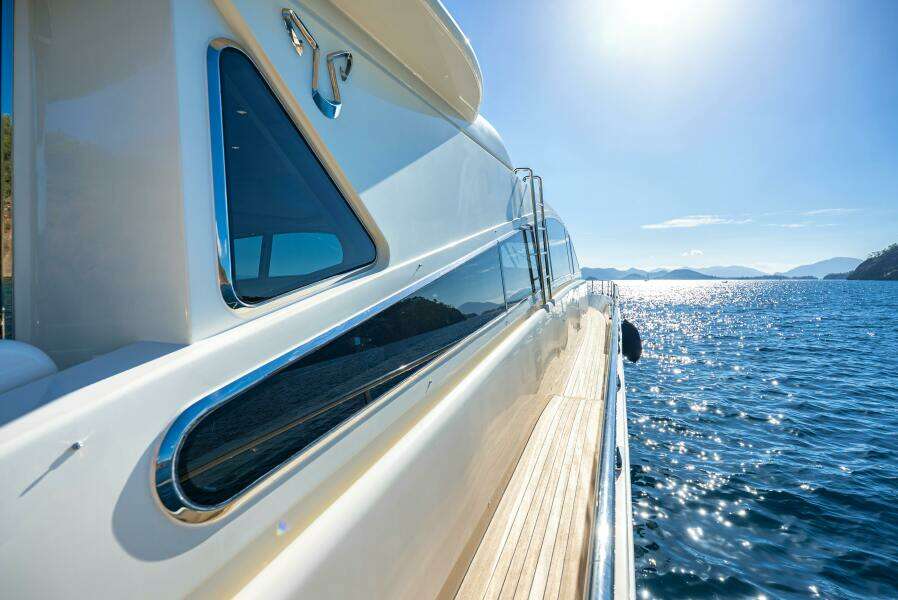 2010 Leopard Leopard 27 Sport