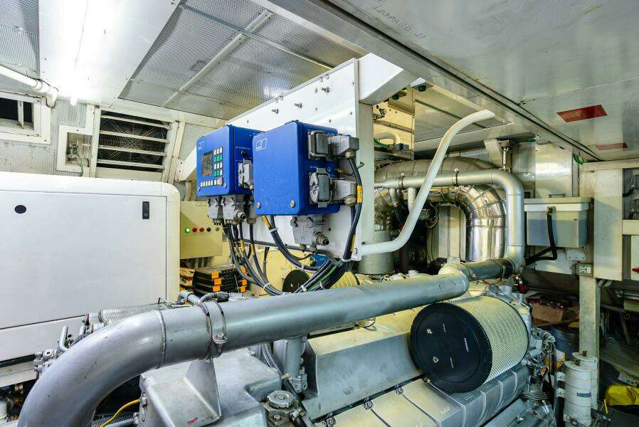 2010 Leopard Leopard 27 Sport