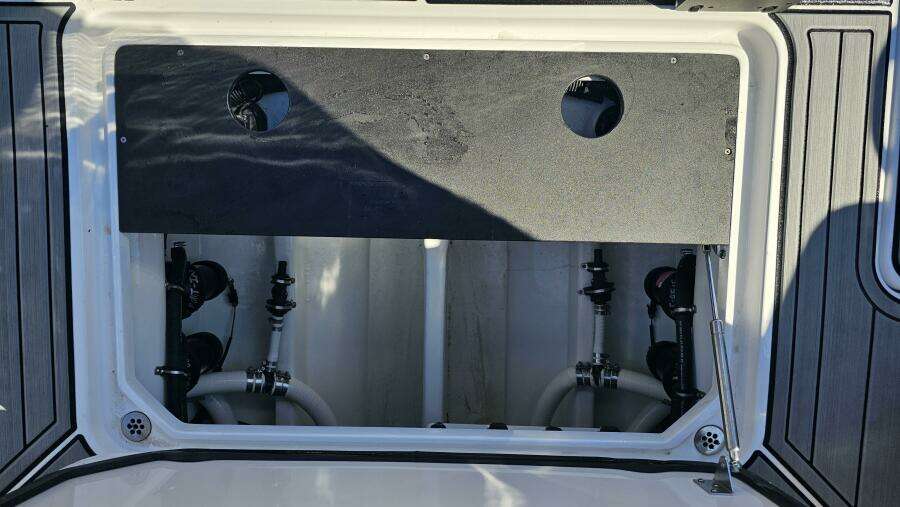 2024 Nor-Tech 390 Sport Center Console