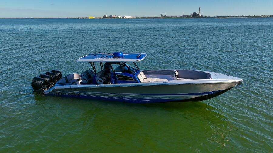 2024 Nor-Tech 390 Sport Center Console