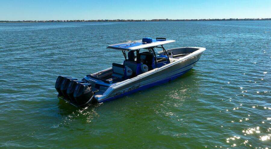 2024 Nor-Tech 390 Sport Center Console