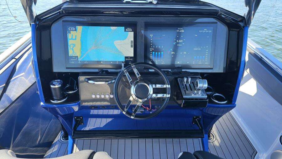2024 Nor-Tech 390 Sport Center Console