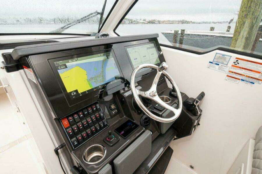 2023 Pursuit DC 365 Dual Console