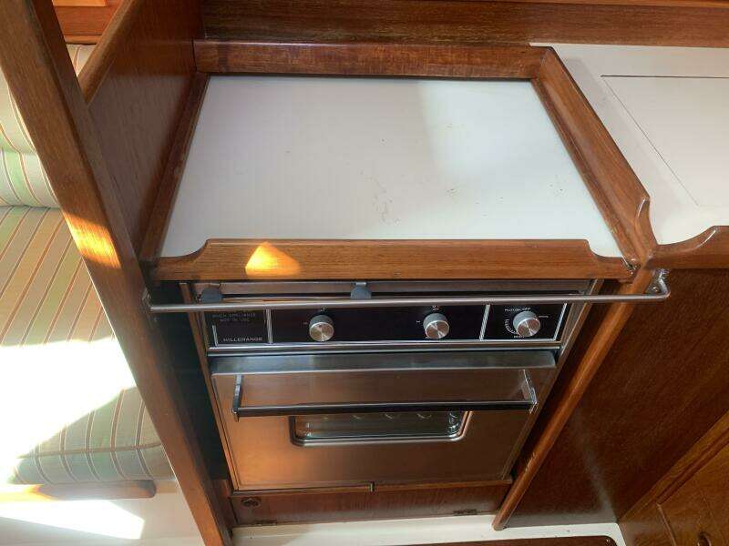 1987 Nonsuch Ultra 30