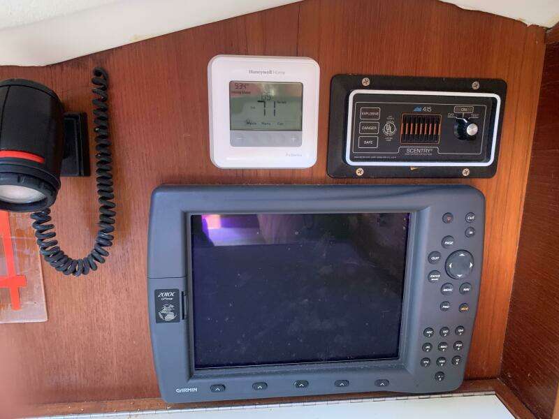 1987 Nonsuch Ultra 30