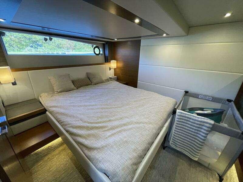 2020 Tiara Yachts C53 Coupe