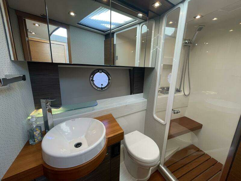 2020 Tiara Yachts C53 Coupe