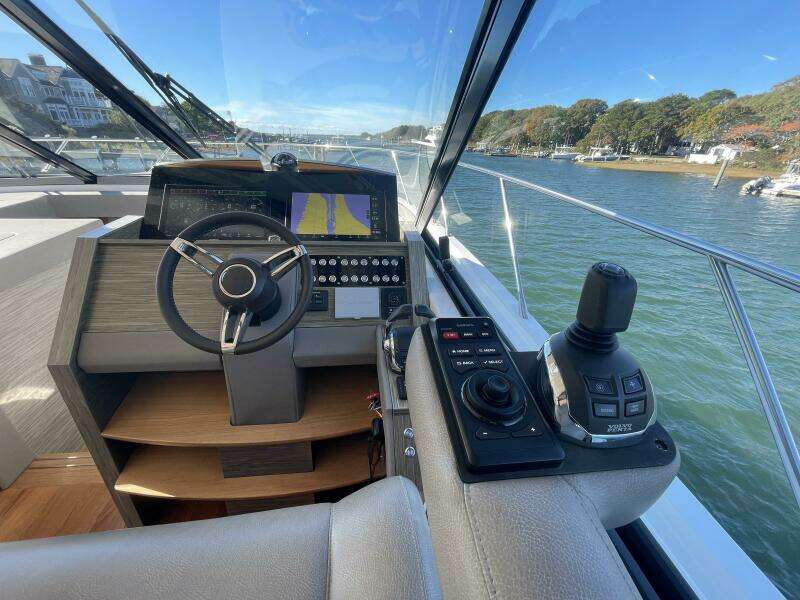 2020 Tiara Yachts C53 Coupe