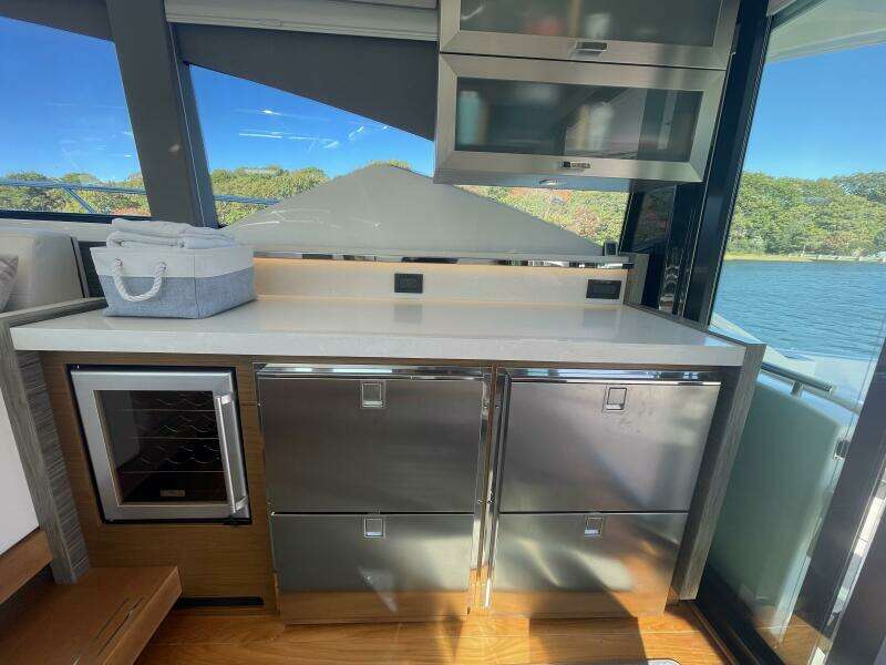 2020 Tiara Yachts C53 Coupe