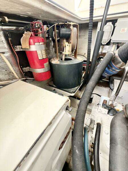 2007 Albemarle 41 Express