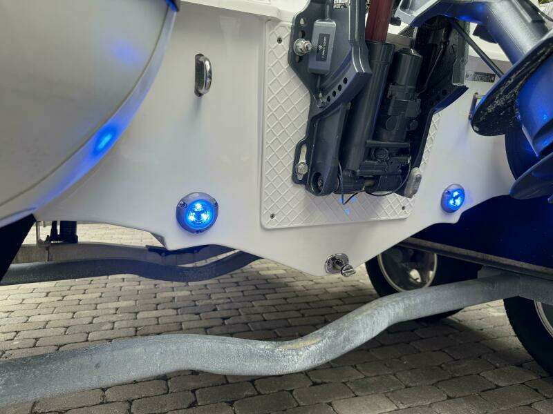 2024 Walker Bay Generation 360 DLX