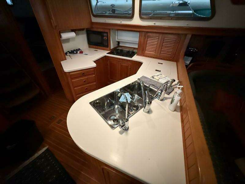 1986 Hans Christian 43 Christina