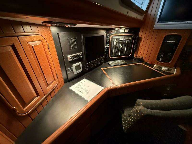 1986 Hans Christian 43 Christina