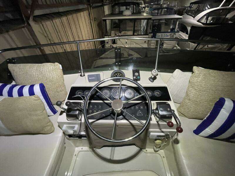 1986 Egg Harbor 40 Motor Yacht