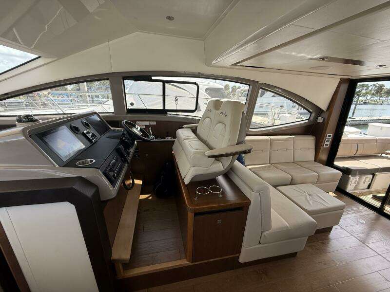 2018 Sea Ray FLY 400