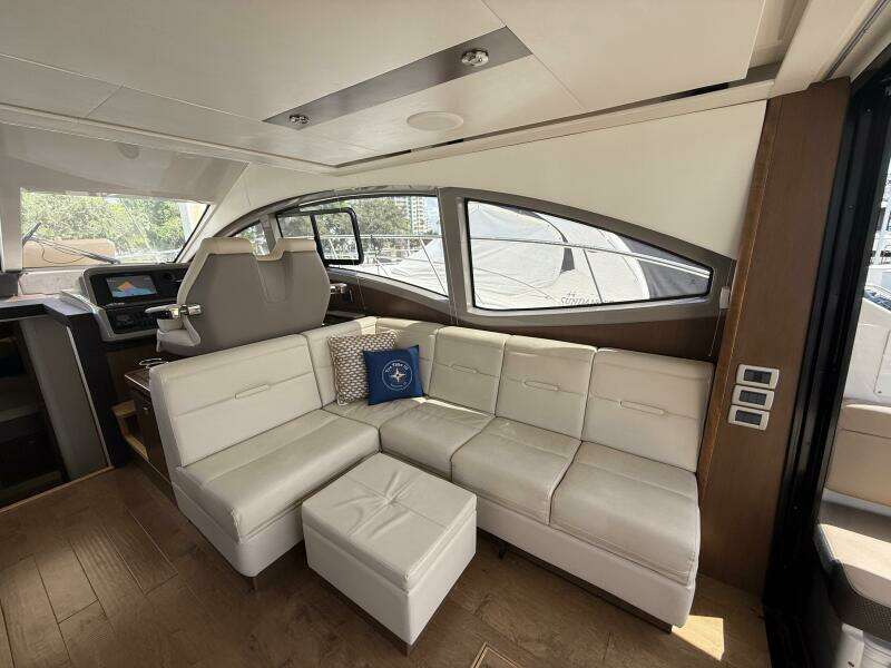 2018 Sea Ray FLY 400