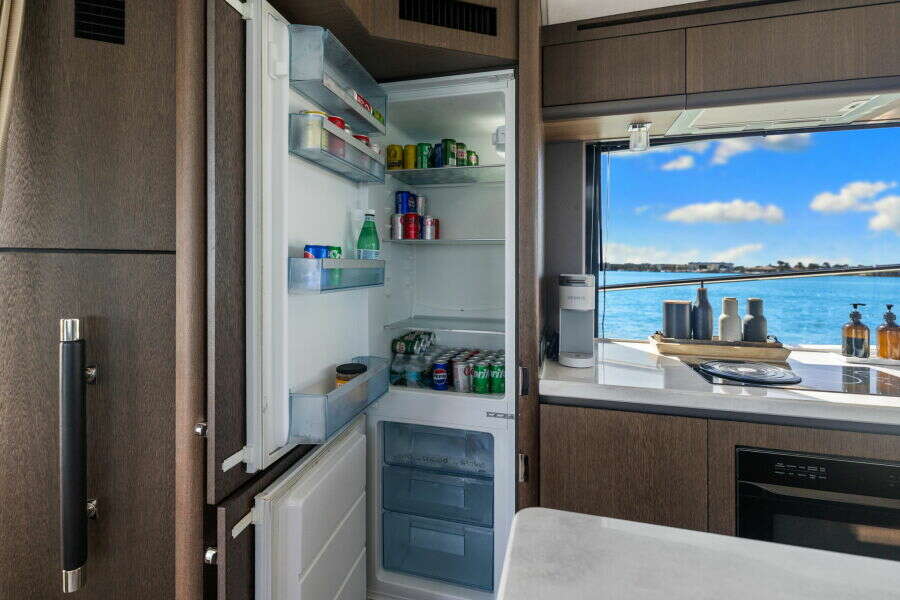 2020 Galeon 680 FLYBRIDGE