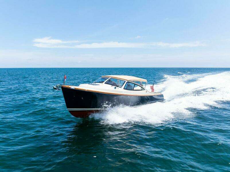 2008 Hinckley Talaria 38R Convertible