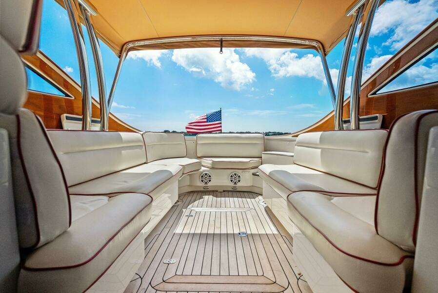 2008 Hinckley Talaria 38R Convertible