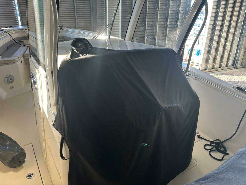 2018 Cobia 344 Center Console