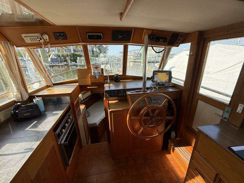 1985 Grand Banks 36 Classic