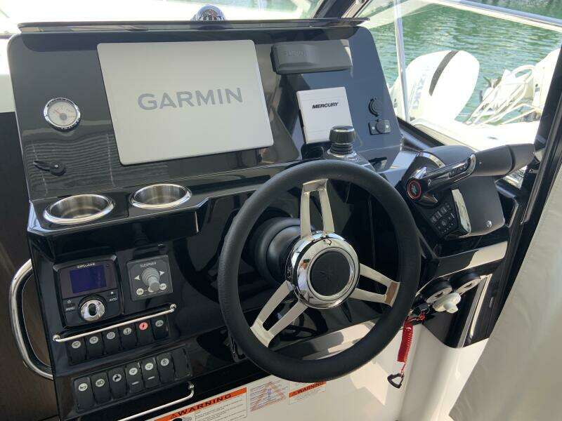 2025 Jeanneau NC 1095 Coupe