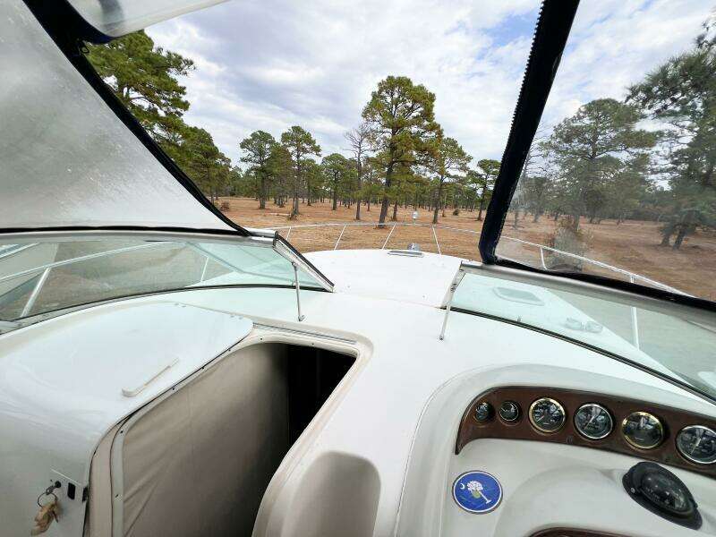 2000 Rinker Fiesta Vee 330