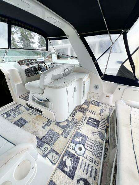 2000 Rinker Fiesta Vee 330