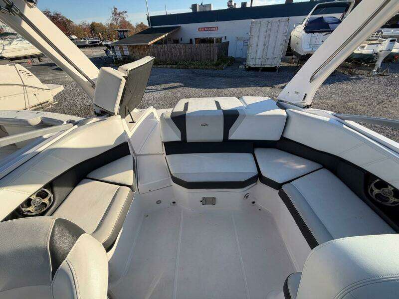 2016 Regal 2000 ES Bowrider