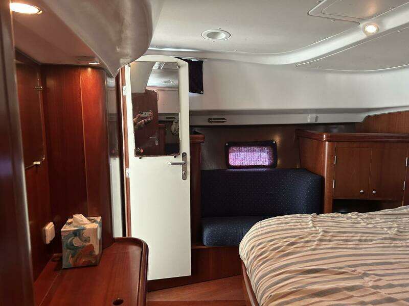 2003 Beneteau Oceanis 42 CC